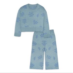 Modern Moments Jacquard Set